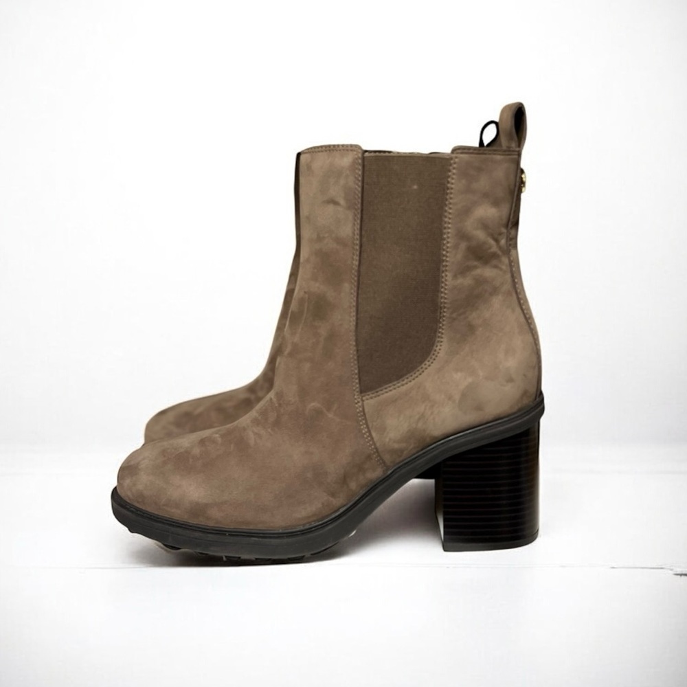 🌻NEW w/tags Vionic Truckee Women’s Brown Suede Heeled Ankle Boot Size 10